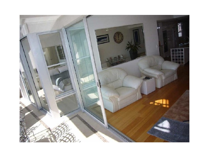 19/7 Grand Pde, Kawana Island QLD 4575