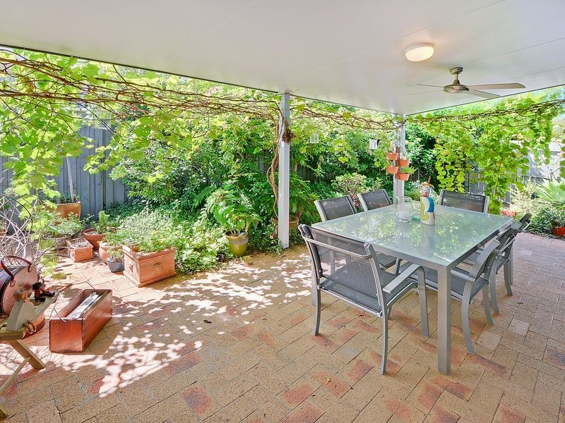 61/239 kawana Way, Kawana Island QLD 4575
