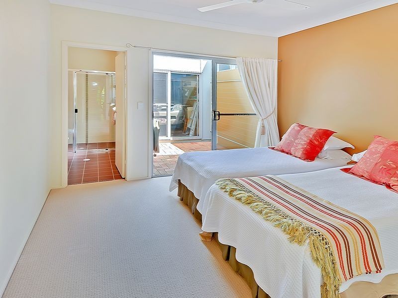 61/239 kawana Way, Kawana Island QLD 4575