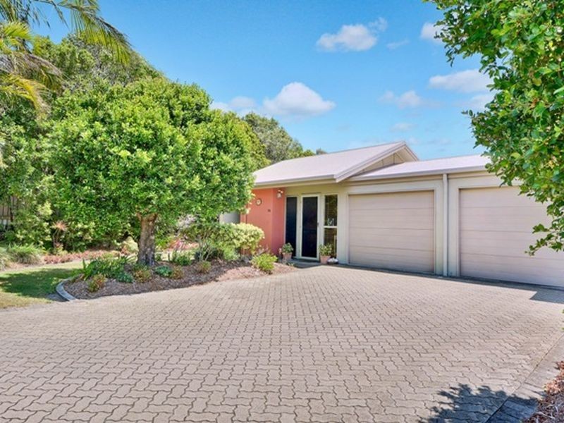 70/2 Grand Pde, Kawana Island QLD 4575