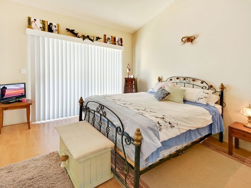 70/2 Grand Pde, Kawana Island QLD 4575