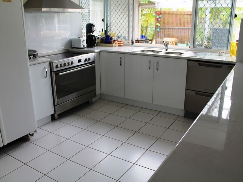 70 Parkway Drive, Mooloolaba QLD 4557