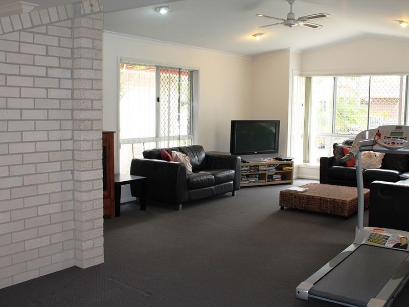 70 Parkway Drive, Mooloolaba QLD 4557