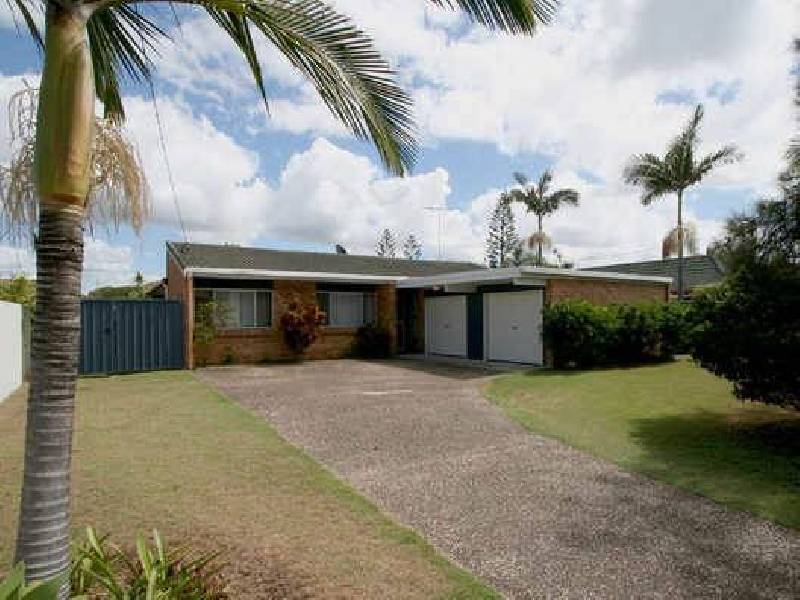 118 Oceanic Drive, Warana QLD 4575