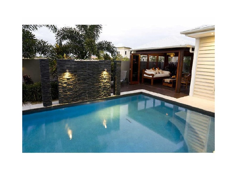 10 Cuba Crt, Kawana Island QLD 4575