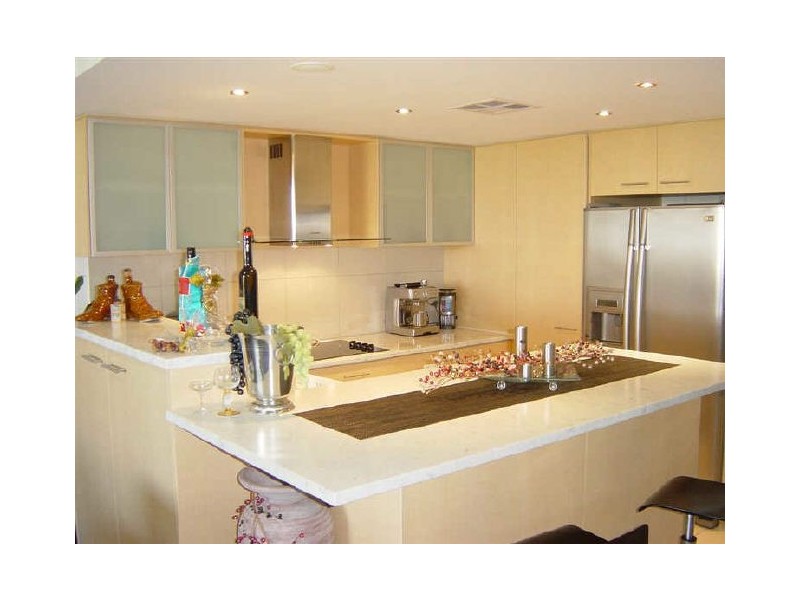 4/51 Grand Parade, Kawana Island QLD 4575