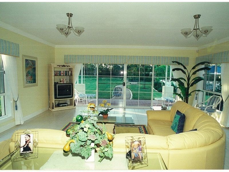 54 Marjorie Buckler Avenue, Redland Bay QLD 4165