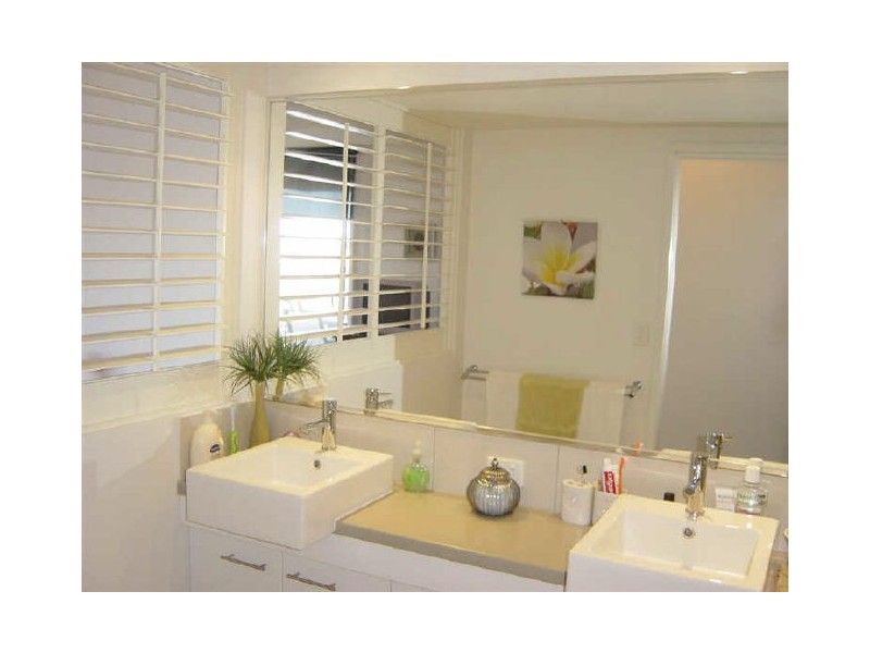 33/51 Grand Parade, Kawana Island QLD 4575