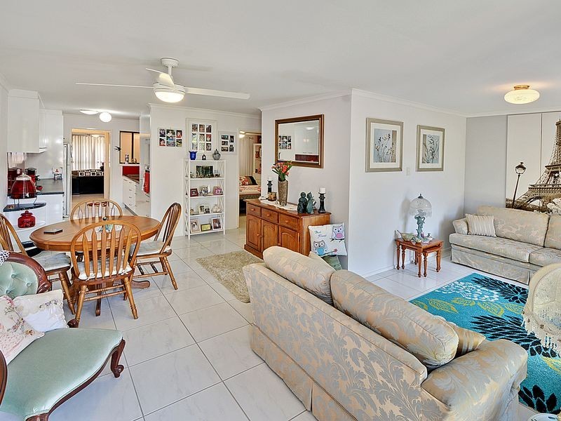 64/2 Longwood St, Minyama QLD 4575
