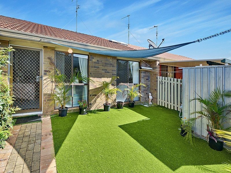 64/2 Longwood St, Minyama QLD 4575