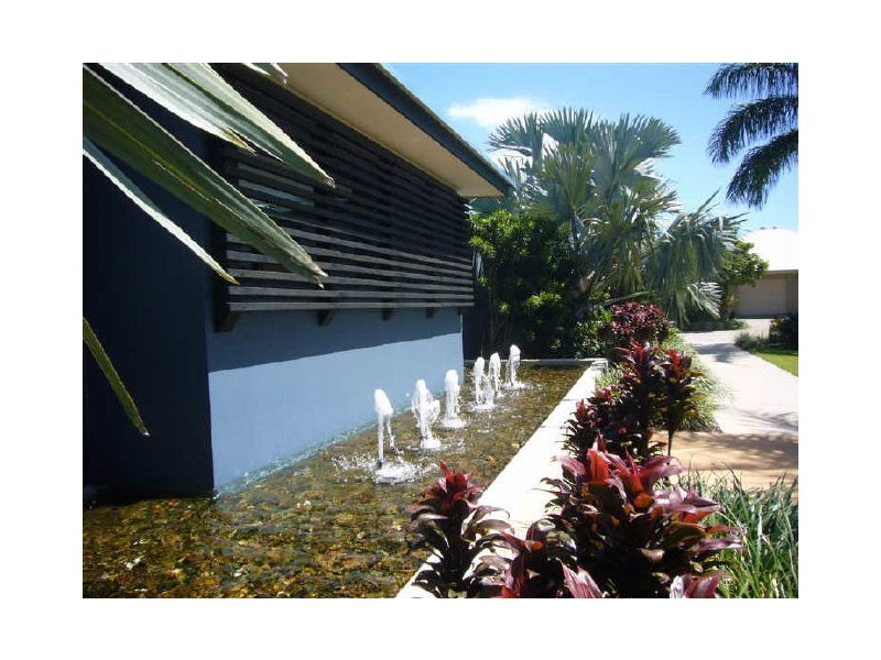 65/2 Grand Pde, Kawana Island QLD 4575