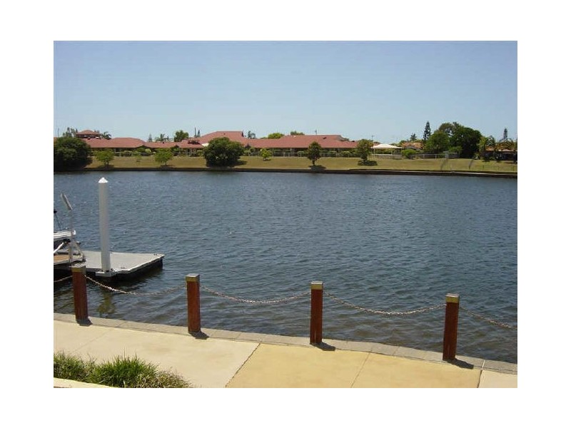 12 Anitgua Crt, Kawana Island QLD 4575