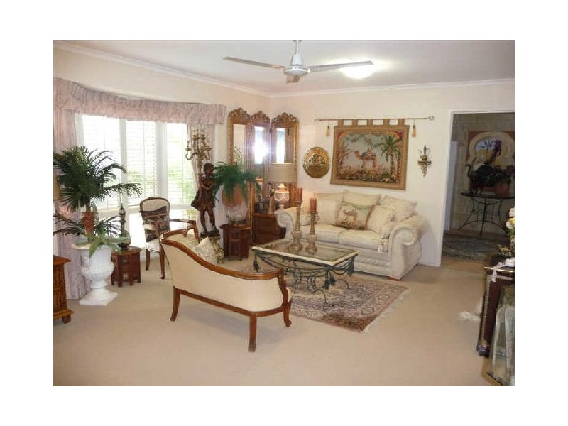 262/6 Melody Crt, Warana QLD 4575