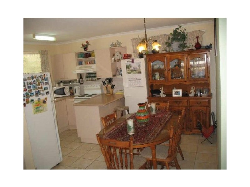 65 Caloundra Rd, Caloundra QLD 4551