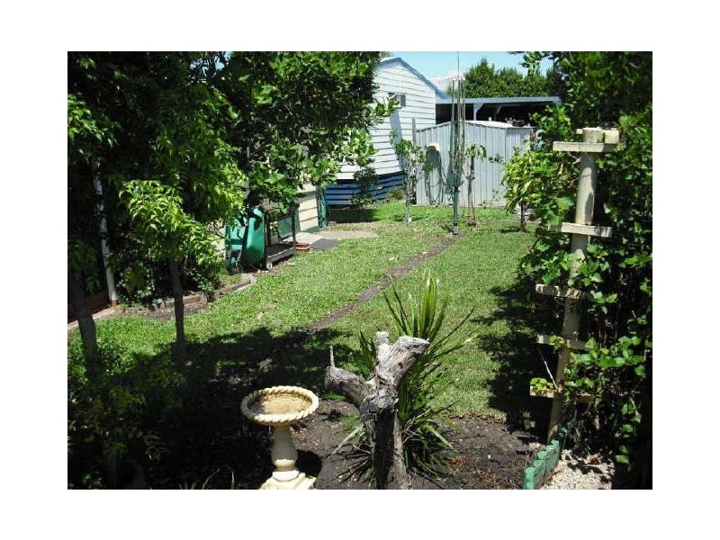 65 Caloundra Rd, Caloundra QLD 4551