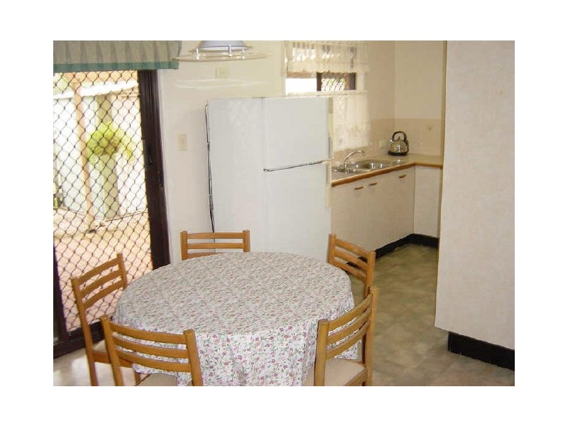 16/10 Melody Crt, Warana QLD 4575