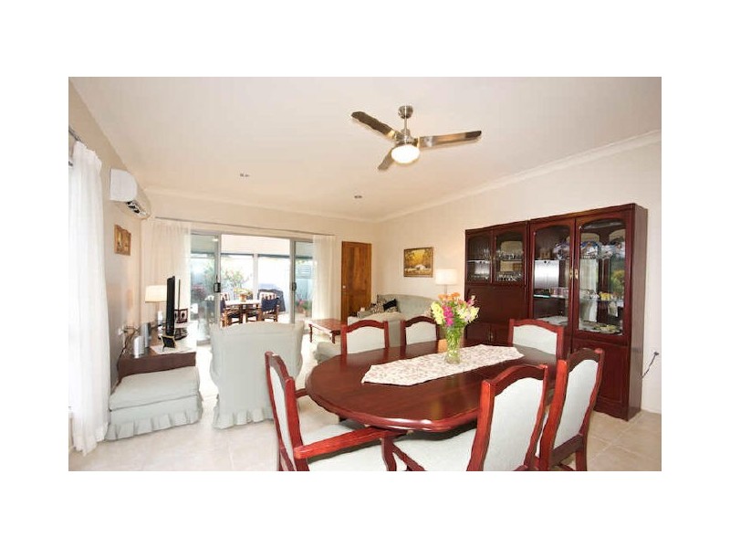 7/239 Kawana Way, Kawana Island QLD 4575