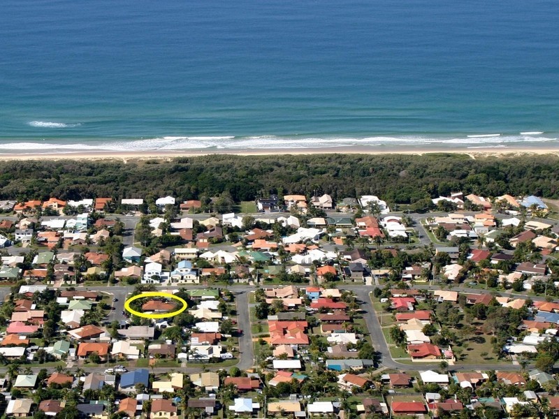 7 Dove Crt, Bokarina QLD 4575