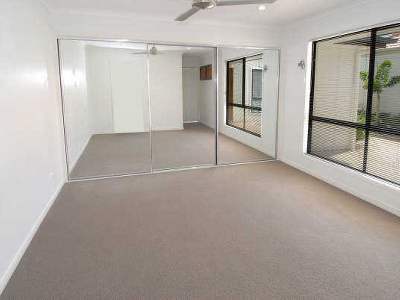 41 Tarawa St, Kawana Island QLD 4575