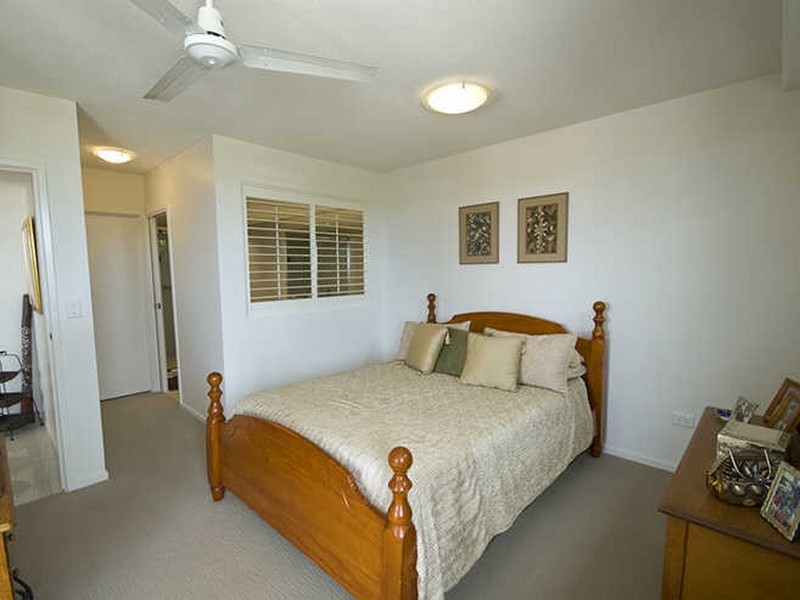 6/51 Grand Pde, Kawana Island QLD 4575