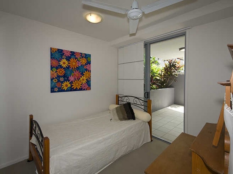 6/51 Grand Pde, Kawana Island QLD 4575
