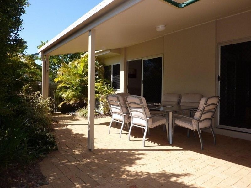 44/2 Grand Pde, Kawana Island QLD 4575