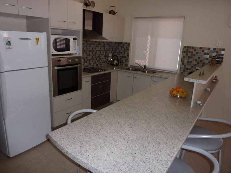 60/239 Kawana Way, Kawana Island QLD 4575