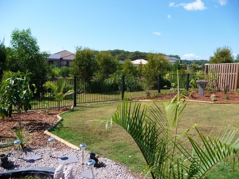 12 Andrew Avenue, Little Mountain QLD 4551