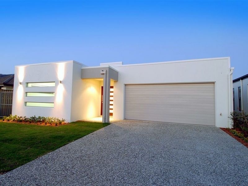 12 Andrew Avenue, Little Mountain QLD 4551