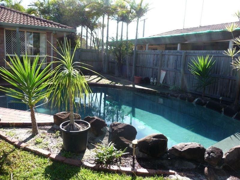7 Dove Crt, Bokarina QLD 4575