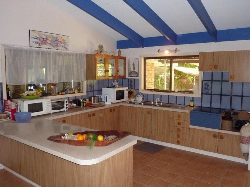 672 Nicklin Way, Wurtulla QLD 4575