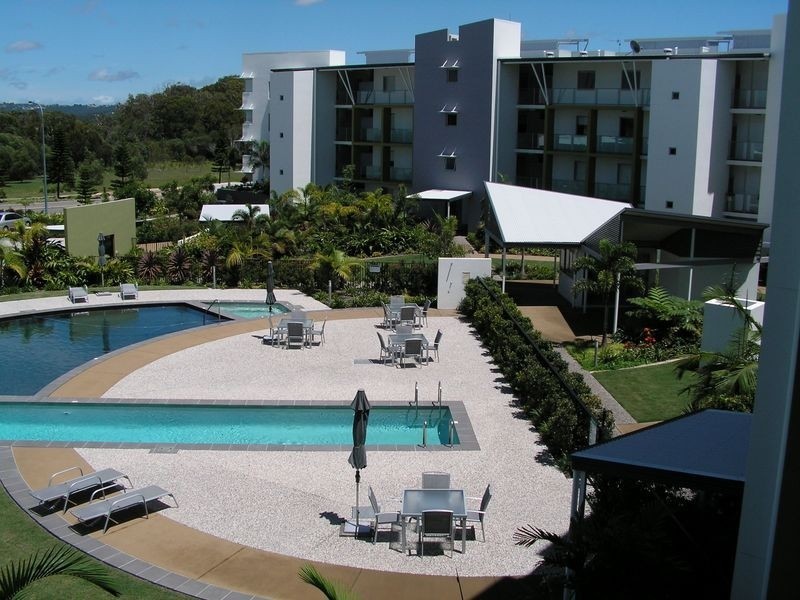 4/51 Grand Parade, Kawana Island QLD 4575