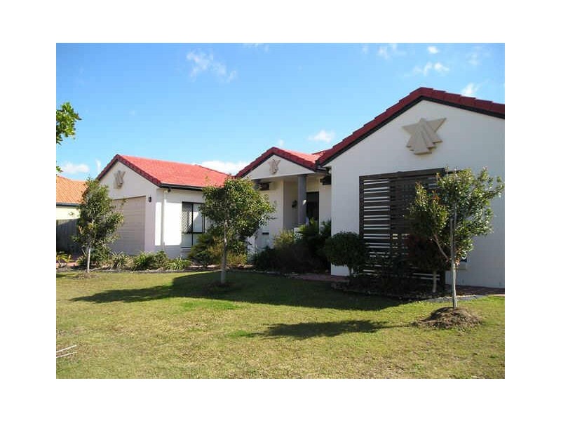12 Sumatra Court, Kawana Island QLD 4575