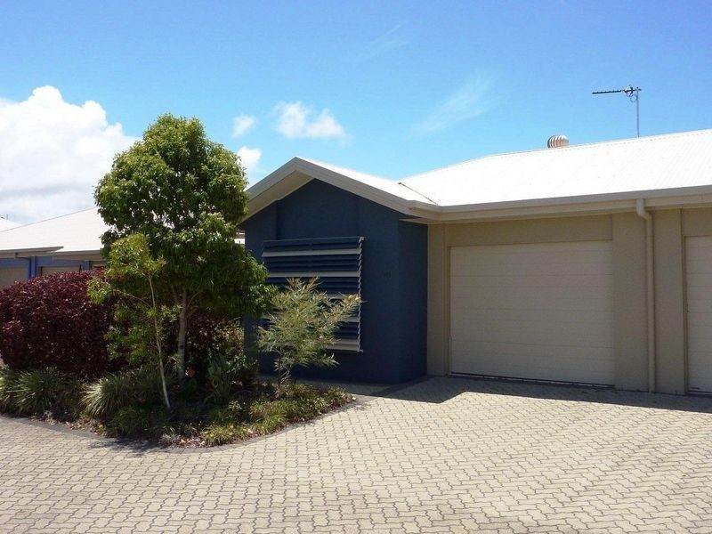 61/2 Grand Parade, Kawana Island QLD 4575