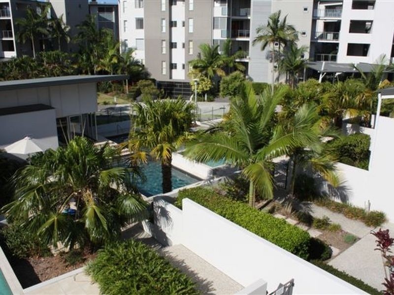 84/7 Grand Parade, Kawana Island QLD 4575