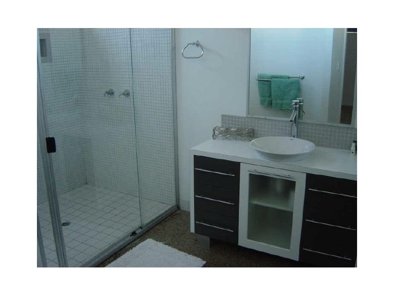 6 Bimini Street, Kawana Island QLD 4575