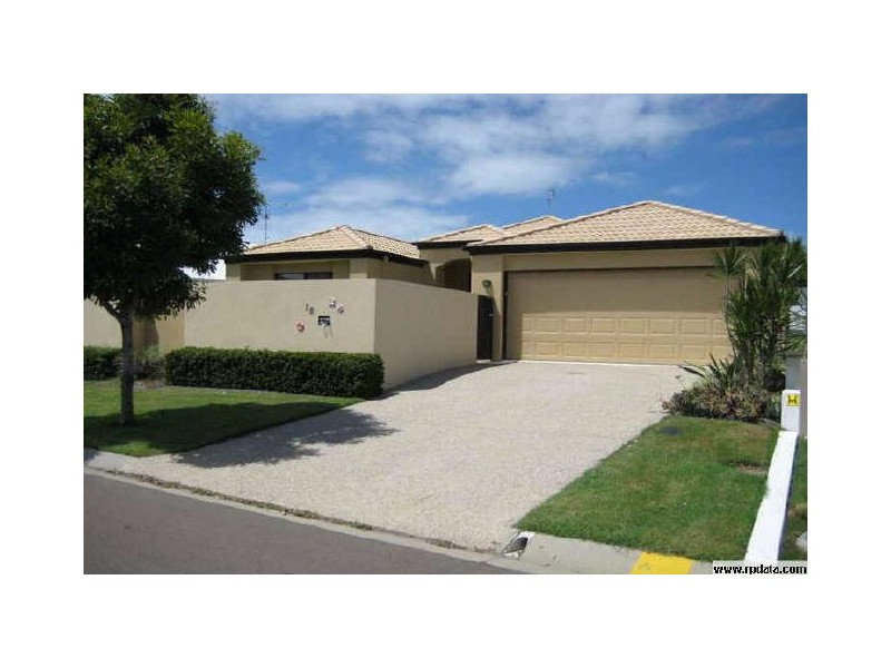 18 Cayman Place, Kawana Island QLD 4575