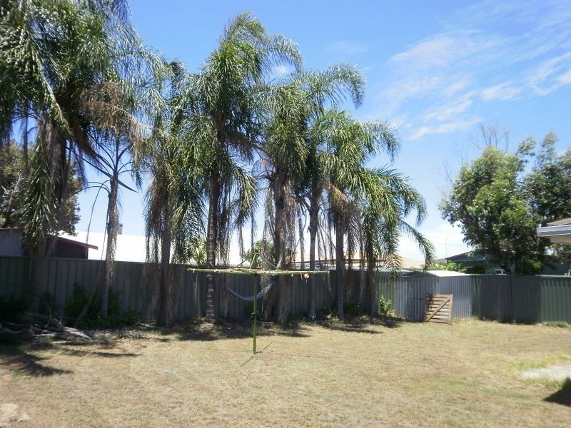 101 Nicklin Way, Warana QLD 4575