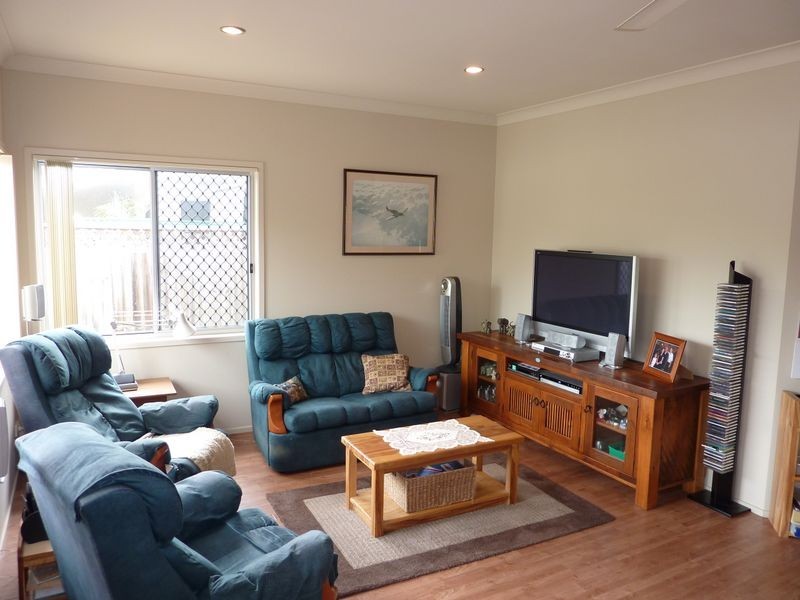 123/2 Grand Parade, Kawana Island QLD 4575