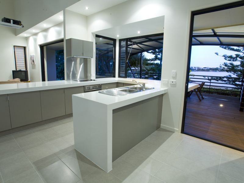 6 Majorca Place, Kawana Island QLD 4575