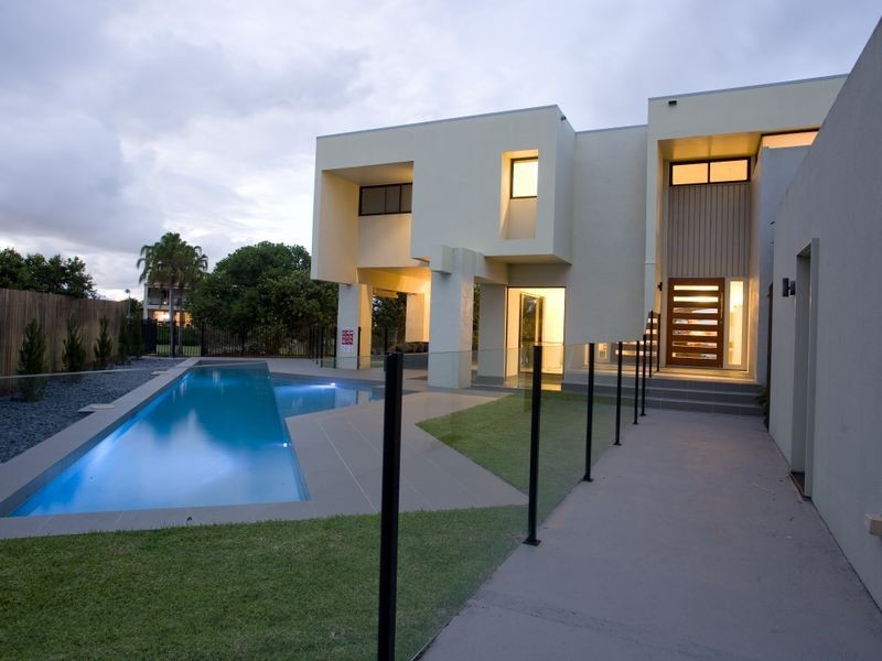 6 Majorca Place, Kawana Island QLD 4575