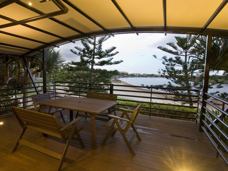 6 Majorca Place, Kawana Island QLD 4575