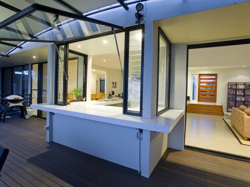 6 Majorca Place, Kawana Island QLD 4575