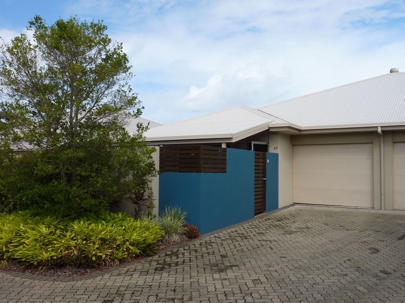 47/2 Grand Parade, Kawana Island QLD 4575
