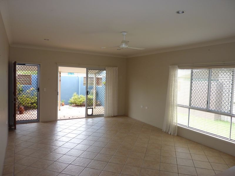47/2 Grand Parade, Kawana Island QLD 4575