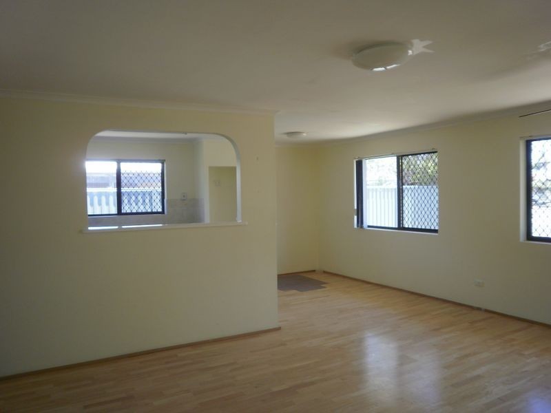 101 Nicklin Way, Warana QLD 4575