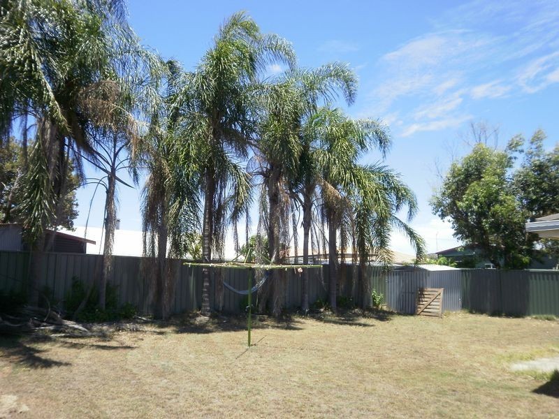 101 Nicklin Way, Warana QLD 4575