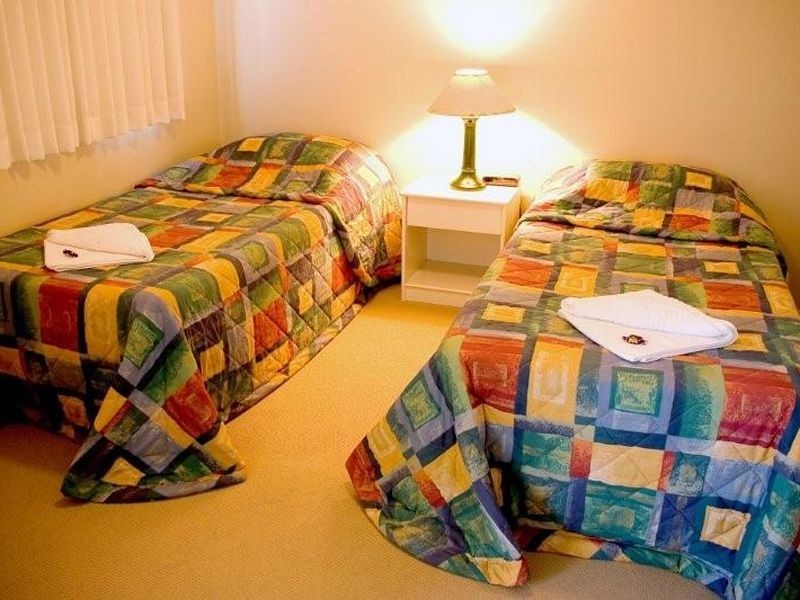 20 Warne Terrace, Kings Beach QLD 4551