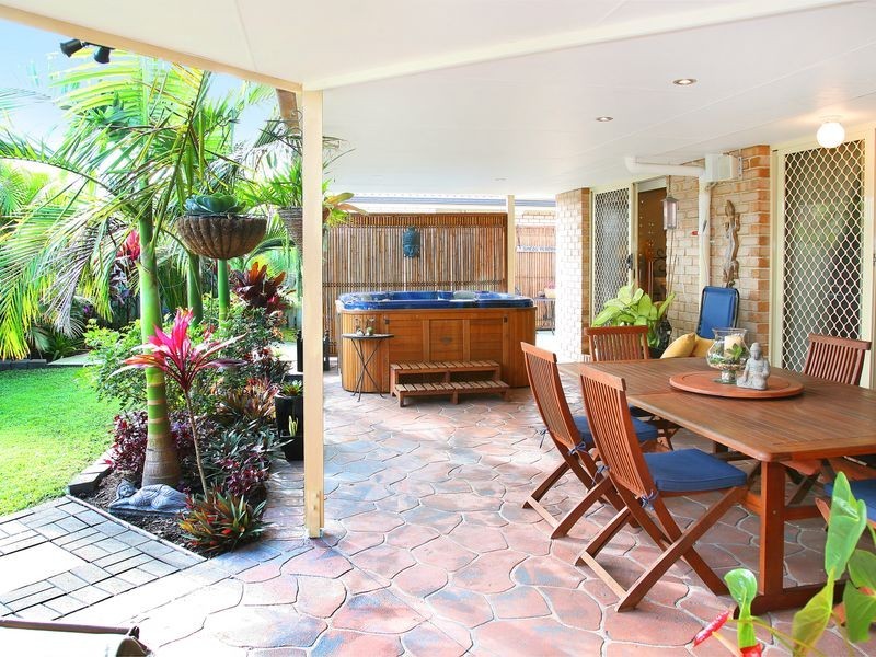 19 Statesman Cct, Sippy Downs QLD 4556