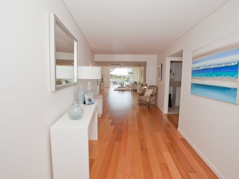 36/7 Grand Parade, Kawana Island QLD 4575